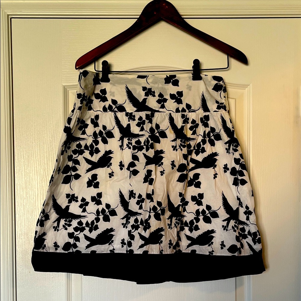 Song Blue and White Skirt